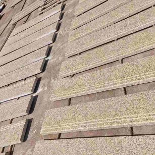 山东 黄金麻花岗岩光面楼梯踏步