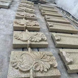 山东 黄金麻花岗岩别墅外墙雕刻板