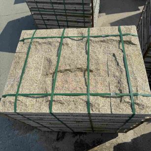 山东 黄金麻花岗岩石材自然面蘑菇石成品