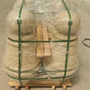 山东 黄金麻异形定制雕花——棒棒糖挡车柱