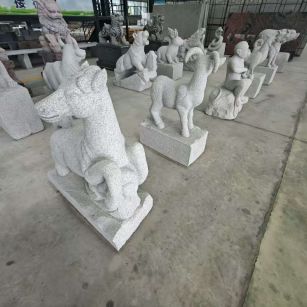 山东 芝麻白花岗岩造型立体雕刻——十二生肖
