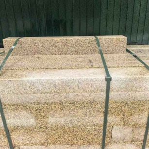 山东 黄金麻花岗岩石材机切面栏杆料半成品