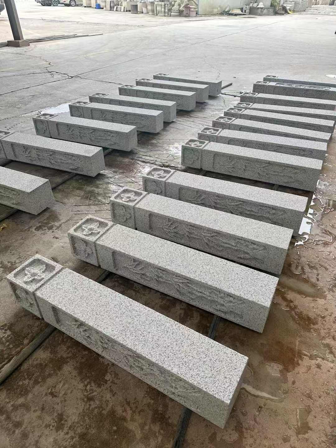 山东 白麻方柱雕花防水