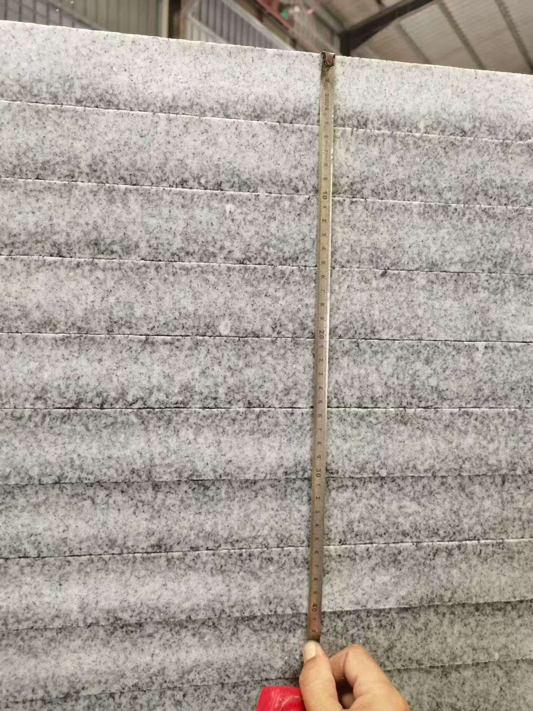 山东 芝麻白火烧成品厚薄均匀，B料价格接近A料质量