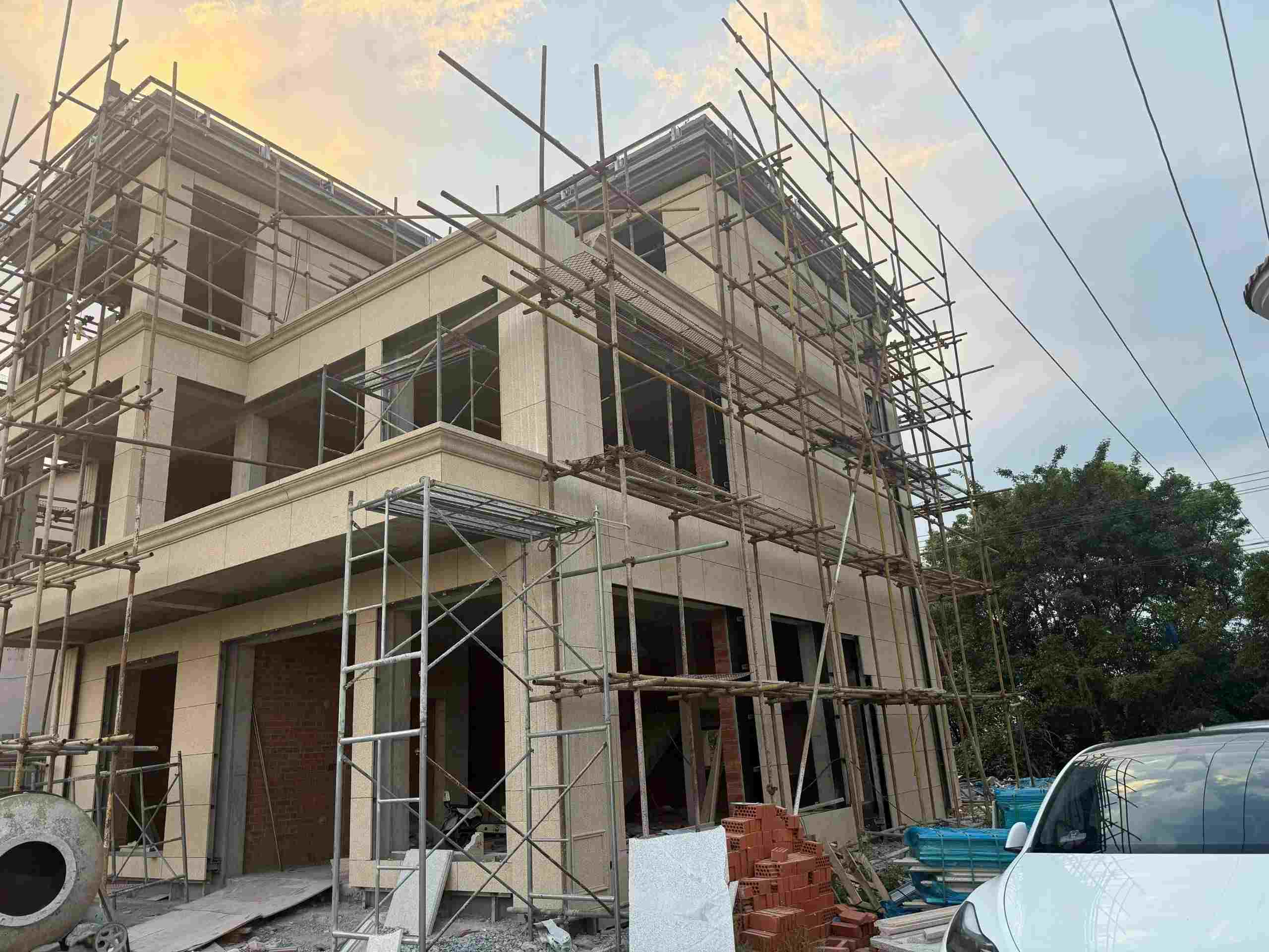 山东 黄金麻荔枝面花岗岩外墙干挂