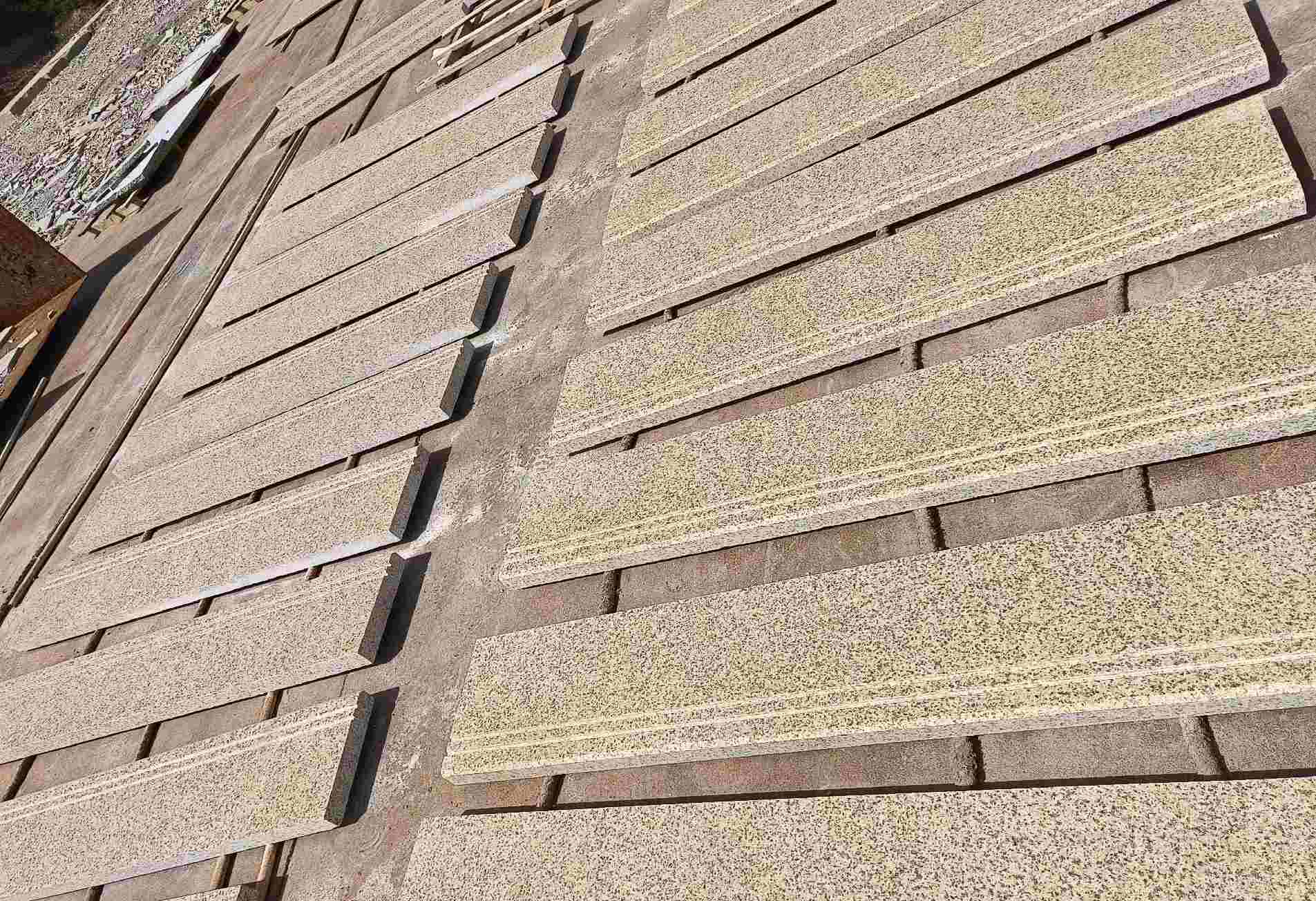 山东 黄金麻花岗岩光面楼梯踏步