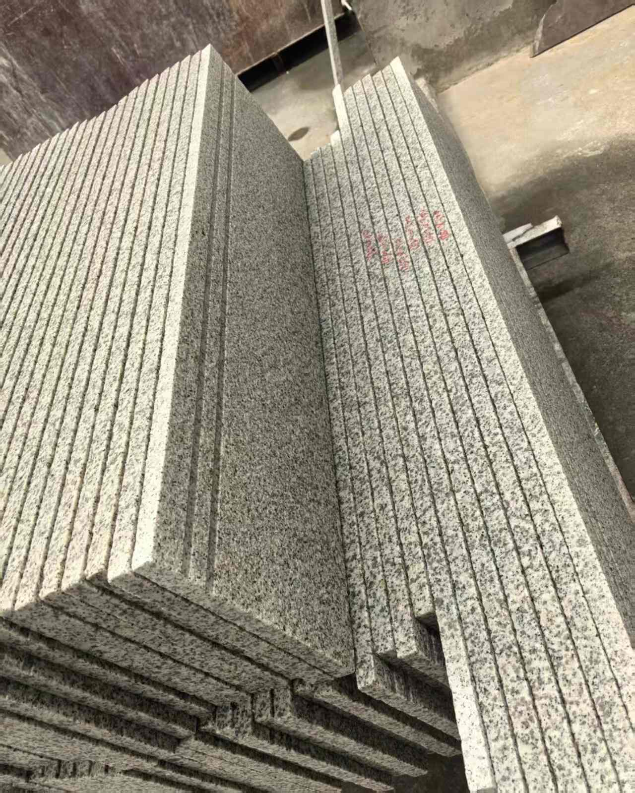 山东 白麻荔枝面花岗岩楼梯踏步