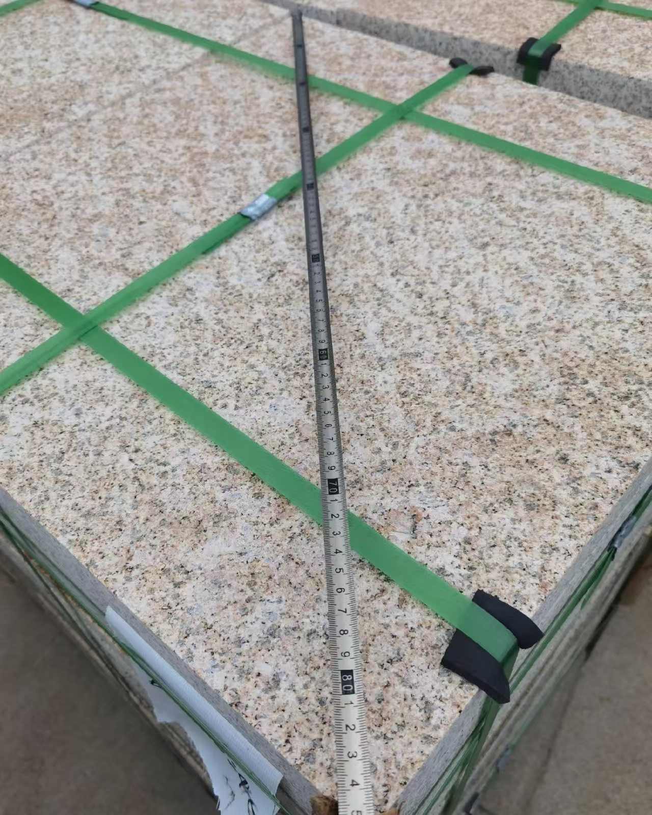 山东 黄金麻火烧面地铺石