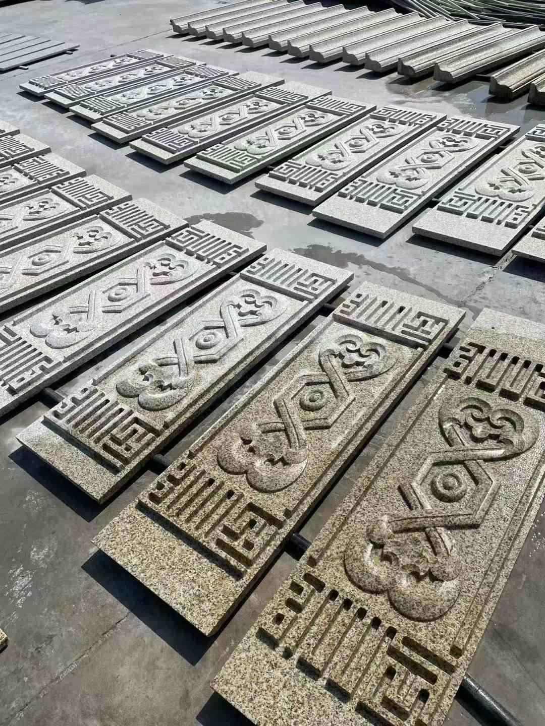 山东 黄金麻花岗岩外墙雕刻板