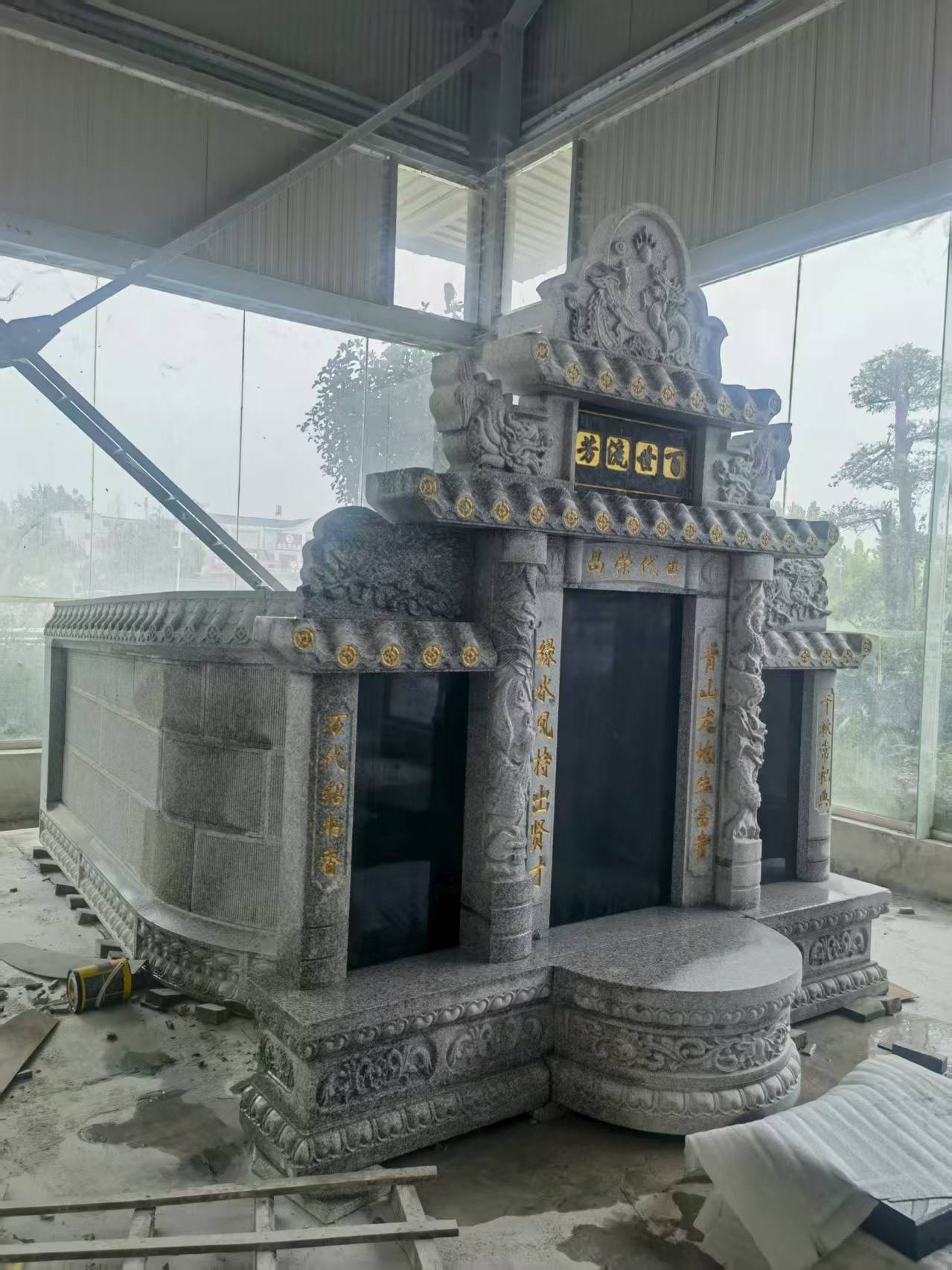 山东 芝麻白墓碑效果展示图